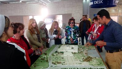 ضيوف الملتقى الثاني للمبدعات العربيات يزورون المتحف القومي للحضارة
