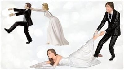 بالفيديو.. شاهد أغرب حالات الزواج في العالم