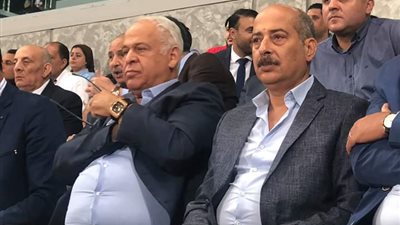 مجلس إدارة سموحة يؤازر فريقه بنهائي كأس مصر (صور)