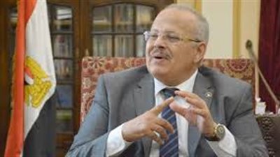رئيس جامعة القاهرة: إعفاء من توفى والده أثناء الدراسة من المصروفات