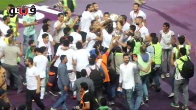 «فيتو» ترصد فرحة لاعبي الزمالك بعد التتويج بكأس مصر (فيديو)