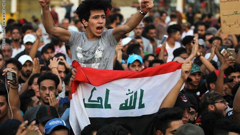 المتظاهرين في العراق