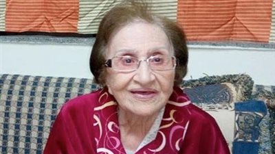 المرأة تفوز على الرجل في الفوازير بالضربة القاضية