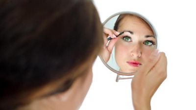 طرق تنسيق «الحواجب» مع «شكل الوجه» لاطلالة مشرقة