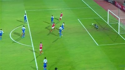 الأهلي يحافظ على تقدمه على الهلال السوداني بعد 30 دقيقة