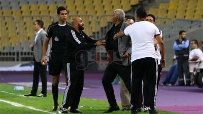 مساعد الحكم يتحدث عن كواليس المشادات في نهائي كأس مصر