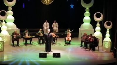 ابتهالات إيهاب يونس تشعل رواد أوبرا دمنهور (صور)