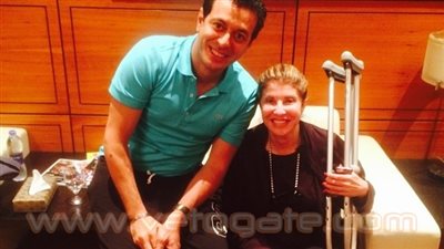 مصطفى شعبان يطمئن على هالة سرحان بعد إصابتها