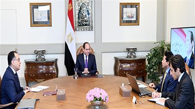 السيسي يبحث تنفيذ الرؤية الإستراتيجية للشباب والرياضة.. يكلف بتطوير آليات اكتشاف وصقل المواهب بالمحافظات.. إعداد تصور متكامل يهدف إلى إنشاء وتطوير منشآت ومرافق المنظومة الرياضية