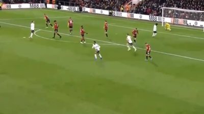 ليفربول يتقدم على بورنموث 0/2 في الشوط الأول