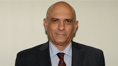 عماد وحيد يشن هجومًا حادًا على مجلس الخطيب