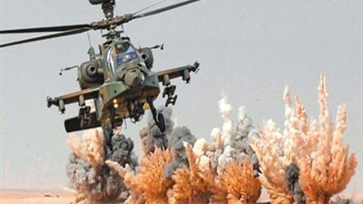مروحيات الأباتشي تنتشر بشمال سيناء وتقتل عددا من الإرهابيين أعضاء «بيت المقدس».. أعداء الوطن حاولوا اغتيال فرحة الشعب بافتتاح القناة الجديدة.. والجيش يرد بقوة على استشهاد شيخ قبيلة وشخصين وإ