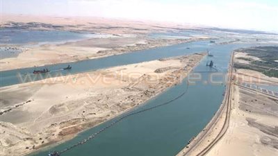 نيويورك تايمز: قناة السويس الجديدة تحمل آمالا اقتصادية لمصر