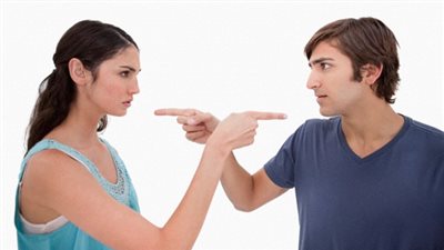 ردود أفعال غاضبة من ناشطات 