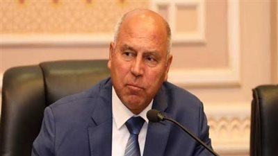 كامل الوزير لركاب القطارات: مش عايزينك تموت.. والتذكرة مش هتفقرك