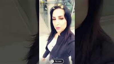 بعد فيديوهاتها المثيرة.. نجل هند القحطاني يرد على أنباء قطع علاقته بها (فيديو)