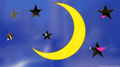 بداية شهر رمضان تربك مسلمي ألمانيا ومطالب بتوحيد «الرؤية»