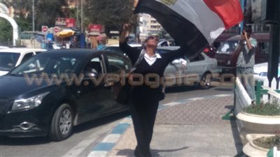 بالفيديو.. سيدة تشعل احتفالات مطروح بالرقص على أغنية «بشرة خير»