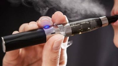 مصرع شاب أمريكي بسبب انفجار سيجارة إلكترونية