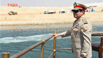 التفاصيل الكاملة لحفل افتتاح قناة السويس الجديدة.. إف 16 والسيلفر ستارز تقود الاحتفالات.. الرئيس يظهر بالبدلتين العسكرية والمدنية ويؤكد: القناة خطوة من ألف خطوة.. والعالم يشيد بالمشروع العظيم