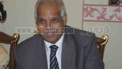 الصلح خير بين محافظ الفيوم والمعلمين