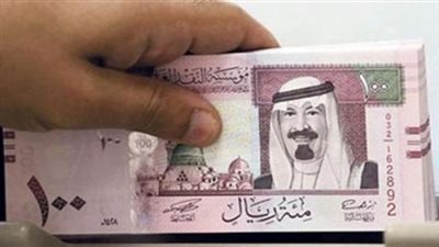 استقرار أسعار العملات العربية.. والريـال السعودي بـ 484 قرشا