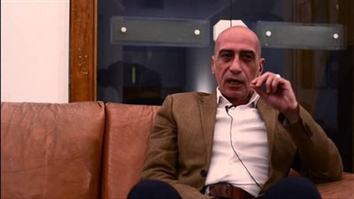 خالد سرور يفتتح معرض 