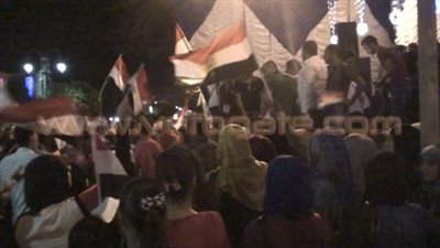 بالصور.. أهالي المنيا يرقصون على الأغاني الوطنية في احتفالات القناة