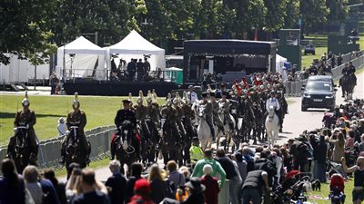 القوات البريطانية تجري بروفة لحفل زفاف الأمير هاري (صور)