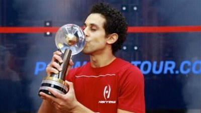 طارق مؤمن: تكريم الرئيس حلم لأي لاعب