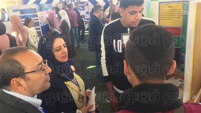 افتتاح معرض 