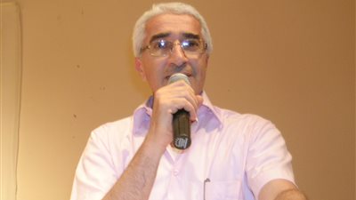 برلماني فلسطيني سابق: لا أحد يستطيع إنكار دور مصر والسعودية