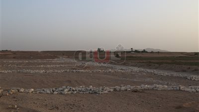 محافظ قنا يستعيد أراضي مركز شباب ومستشفى حميات قفط (صور)