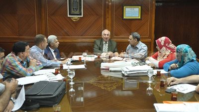 بالصور.. محافظ كفرالشيخ يراجع أعمال التخطيط العمراني