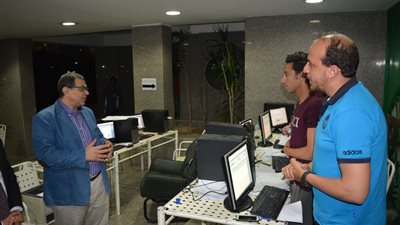 إعلان أسماء المرشحين للانتخابات العمالية بالمقر الانتخابي