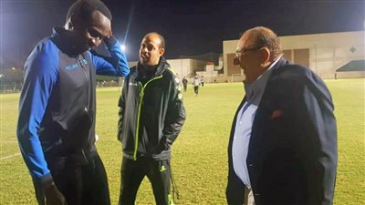 كواليس اجتماع المشرف على الكرة بالمقاولون بالنحاس قبل لقاء المصري