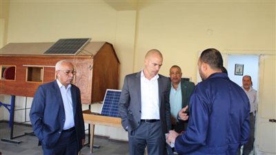 رئيس نقابة الأخشاب يستقبل المستشار السياسي بالسفارة الأمريكية بالقاهرة