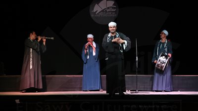 بالصور.. فرقة الطبل البلدي تختتم حفلات الخيمة الرمضانية بساقية الصاوي