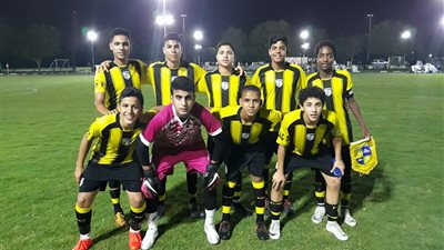 المقاولون 2004 يتصدر مجموعته ببطولة الإمارات الودية (صور)