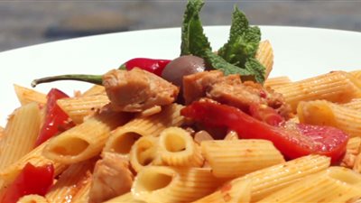 طريقة إعداد «مكرونة بصوص التونة» من مطبخ «الشيف راشيل»