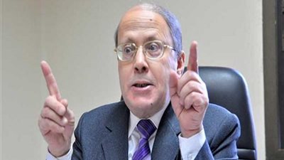 التفاصيل الكاملة لمنع عبد الحليم قنديل من السفر بمطار القاهرة