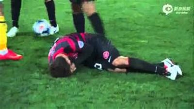 بالفيديو.. «مارشيلو ليبي» ينفجر في وجه الحكم الإمارتي «عبد الله حسن»