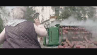 بالفيديو.. إعلان جمع تبرعات فرنسي يثير ضجة عبر فيس بوك