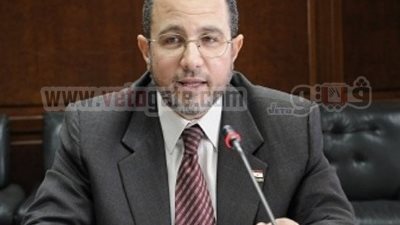 بلاغ للنائب العام يتهم قنديل بتدمير صحة المواطنين