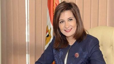 وزيرة الهجرة تهنئ ممثل الكنيسة لمشاركته بحفل الزفاف الملكي البريطاني