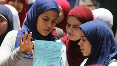 طلاب الثانوية يختتمون اليوم امتحاناتهم بـ «الإحصاء والتربية الوطنية»