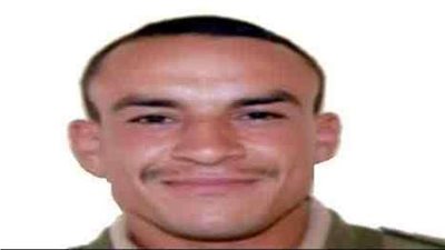 أهالي شهيد الشرطة بأسيوط يطالبون الدولة بالقصاص