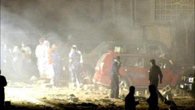 بالصورة.. انفجار سيارة مفخخة أمام وزارة الداخلية القطرية