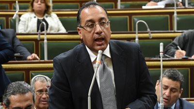 تنفيذ مشروعات الطرق والمرافق بالمرحلة الأولى لمدينة ناصر غرب أسيوط