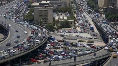 كثافات متحركة أعلى الطرق الرئيسية بالقاهرة والجيزة